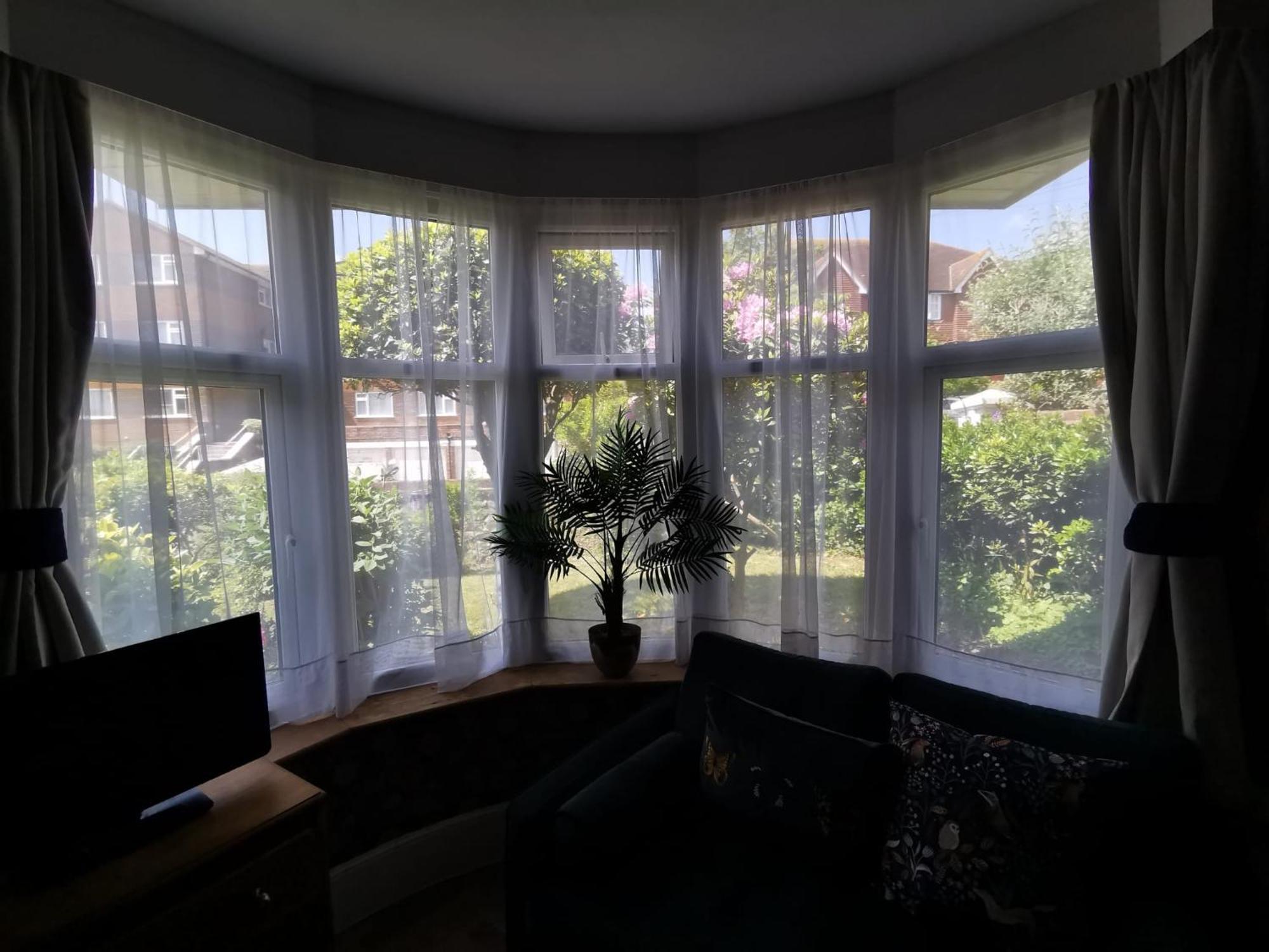 William Morris, Spacious Ground Floor Lux Double Bedroom Bexhill-on-Sea Buitenkant foto